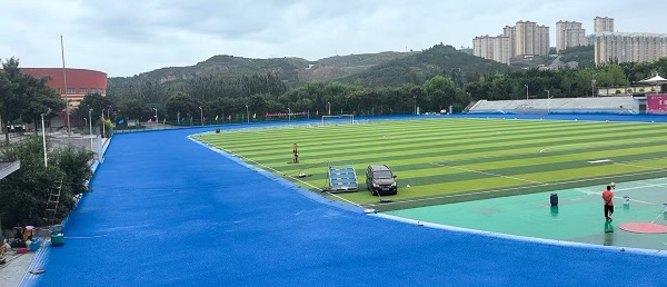 兴县友兰中学。.jpg